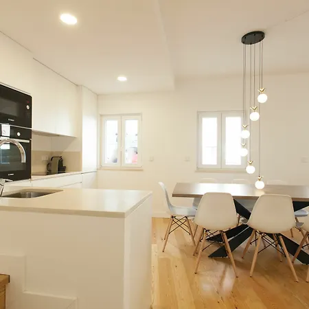 Apartman Mouraria Blue By Lu Holidays